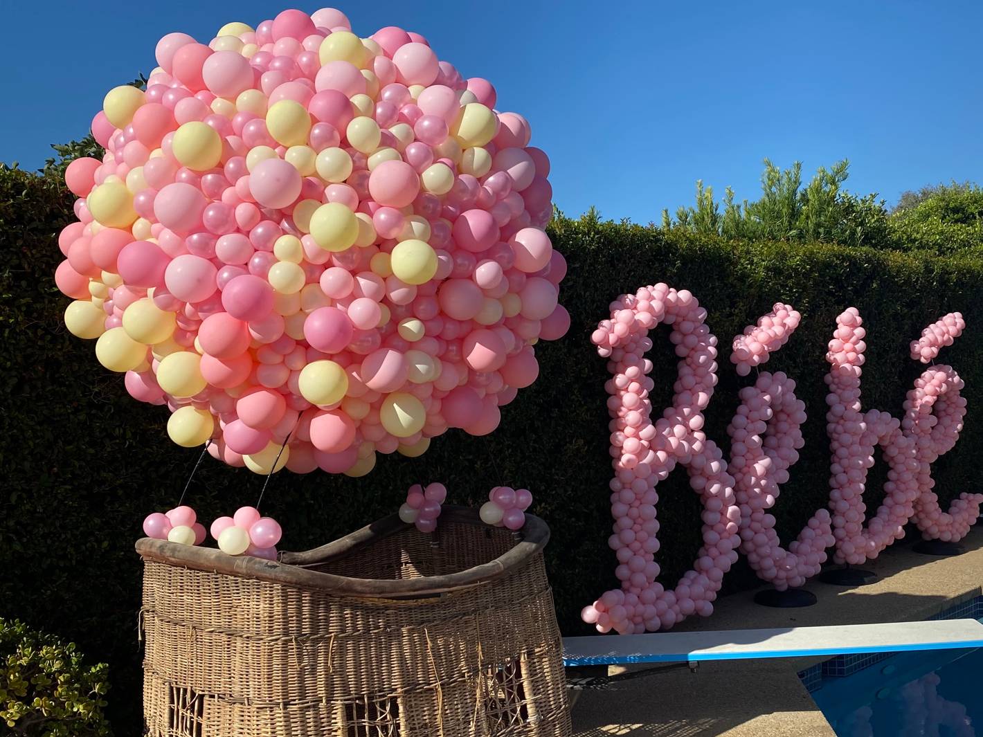 Sculptures – Balloon Celebrations Inc